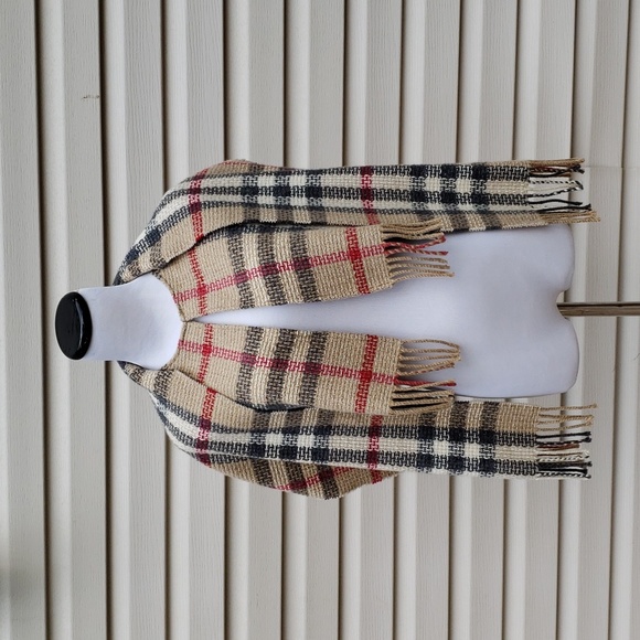BURBERRY CHECK PLAID SCARF CAPE CAPELET - Picture 2 of 8